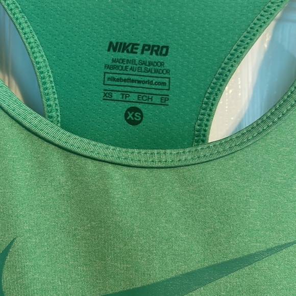 NWOT Nike Dri-fit racerback tank in green size XS - Picture 2 of 7